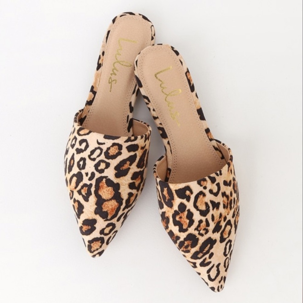 NEW LULU’S Lorena Leopard Suede Pointed Toe Slides